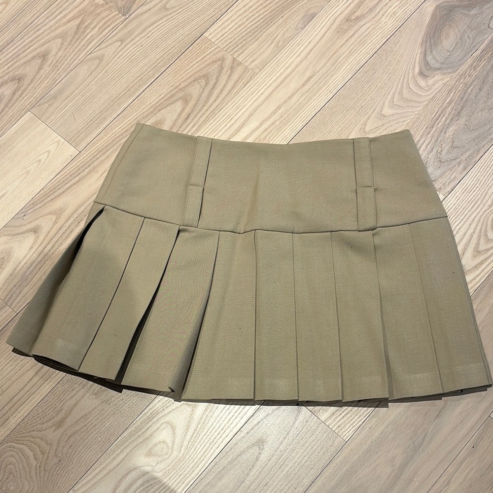 Tan Pleated Women's Skirt